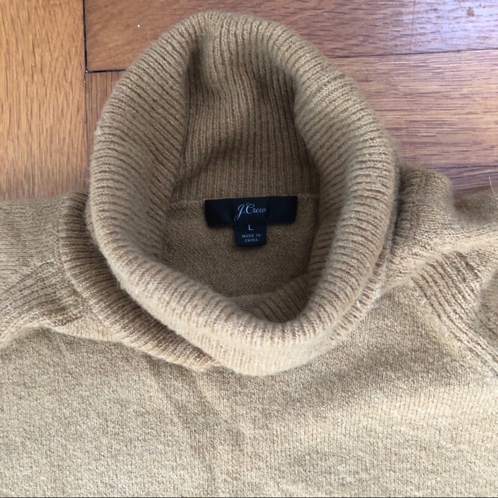 J Crew Loose Fitting Turleneck